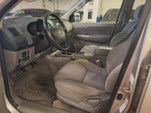 Charger l&#39;image dans la galerie, Toyota Hilux 3.0 Diesel Automatique 07 / 2011