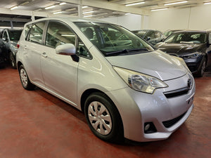Toyota Verso S 1.3 Essence Automatique 01 / 2013