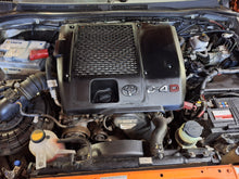 Charger l&#39;image dans la galerie, Toyota Hilux 3.0 Diesel Manuelle 12 / 2009