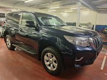 Charger l&#39;image dans la galerie, Toyota Land Cruiser 2.8 Diesel Automatique 12 / 2020
