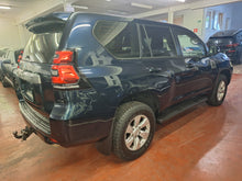 Charger l&#39;image dans la galerie, Toyota Land Cruiser 2.8 Diesel Automatique 12 / 2020