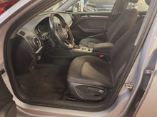 Charger l&#39;image dans la galerie, Audi A3 1.0 Essence Automatique 03 / 2019