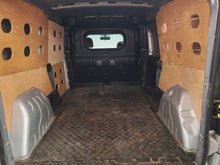 Charger l&#39;image dans la galerie, Opel Combo 1.6 Diesel Manuelle 07 / 2017