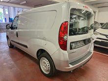 Charger l&#39;image dans la galerie, Opel Combo 1.6 Diesel Manuelle 07 / 2017