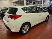 Afbeelding in Gallery-weergave laden, Toyota Auris 1.8 Hybride Automatique 01 / 2013