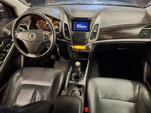 Load image into Gallery viewer, Ssang Yong Korando 2.0 Diesel Manuelle 02 / 2016