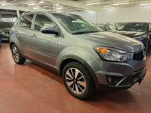 Load image into Gallery viewer, Ssang Yong Korando 2.0 Diesel Manuelle 02 / 2016