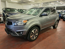 Load image into Gallery viewer, Ssang Yong Korando 2.0 Diesel Manuelle 02 / 2016