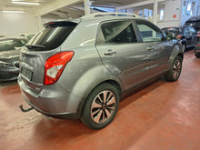 Load image into Gallery viewer, Ssang Yong Korando 2.0 Diesel Manuelle 02 / 2016