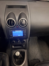 Load image into Gallery viewer, Nissan Qashqai +2 1.6 Diesel Manuelle 04 / 2013