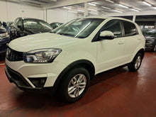 Load image into Gallery viewer, Ssang Yong Korando 2.0 Essence Manuelle 02 / 2016