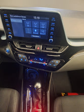 Charger l&#39;image dans la galerie, Toyota C-HR 1.8 Hybride Automatique 11 / 2021
