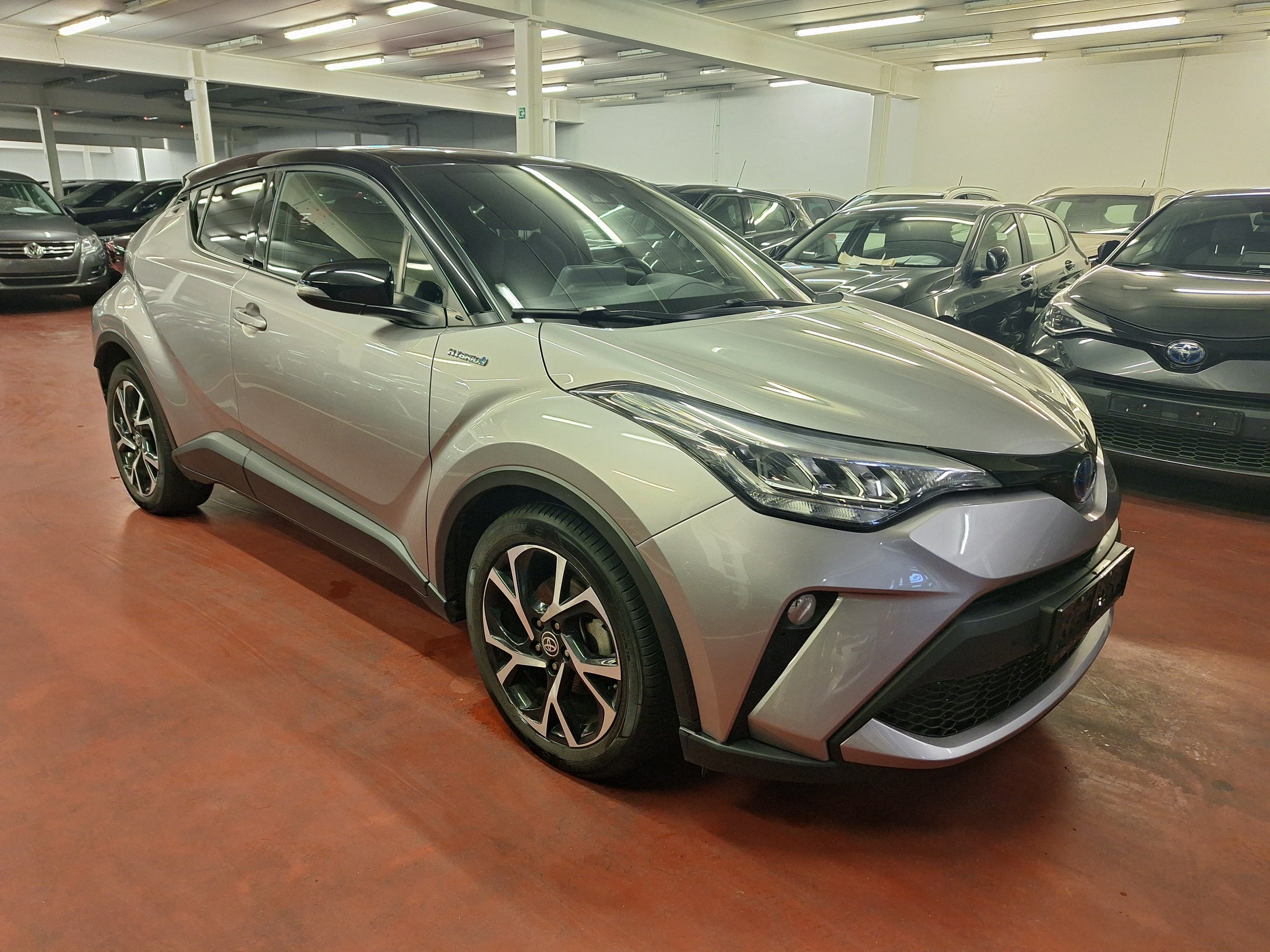 Toyota C-HR 1.8 Hybride Automatique 11 / 2021