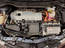 Afbeelding in Gallery-weergave laden, Toyota Auris 1.8 Hybride Automatique 10 / 2014