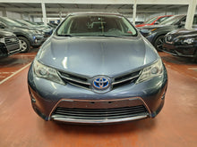 Afbeelding in Gallery-weergave laden, Toyota Auris 1.8 Hybride Automatique 10 / 2014