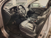 Afbeelding in Gallery-weergave laden, Hyundai IX 35 2.0 essence Automatique 01 / 2011