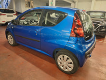 Afbeelding in Gallery-weergave laden, Peugeot 107 1.0 Essence Manuelle 11 / 2013