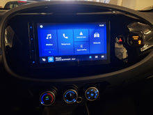 Charger l&#39;image dans la galerie, Toyota Aygo X 1.0 Essence Automatique 03 / 2024