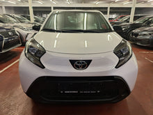Charger l&#39;image dans la galerie, Toyota Aygo X 1.0 Essence Automatique 03 / 2024