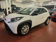 Charger l&#39;image dans la galerie, Toyota Aygo X 1.0 Essence Automatique 03 / 2024