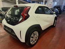 Charger l&#39;image dans la galerie, Toyota Aygo X 1.0 Essence Automatique 03 / 2024