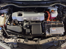 Charger l&#39;image dans la galerie, Toyota Auris 1.8 Hybride Automatique 07 / 2016