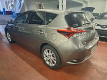 Charger l&#39;image dans la galerie, Toyota Auris 1.8 Hybride Automatique 07 / 2016