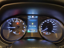 Charger l&#39;image dans la galerie, Nissan Qashqai 1.2 Essence Automatique 02 / 2017