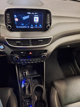 Charger l&#39;image dans la galerie, Hyundai Tucson 1.6 Essence Automatique 10 / 2019