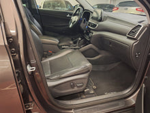 Charger l&#39;image dans la galerie, Hyundai Tucson 1.6 Essence Automatique 10 / 2019