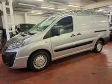 Afbeelding in Gallery-weergave laden, Toyota Proace 2.0 Diesel Manuelle 03 / 2016