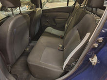 Afbeelding in Gallery-weergave laden, Dacia Sandero 1.2 Essence Manuelle 03 / 2015