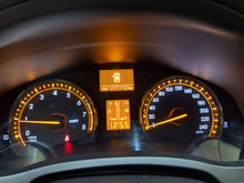 Load image into Gallery viewer, Toyota Avensis 1.8 Essence Manuelle 09 / 2009