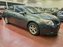 Load image into Gallery viewer, Toyota Avensis 1.8 Essence Manuelle 09 / 2009