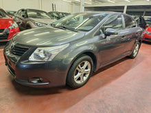 Load image into Gallery viewer, Toyota Avensis 1.8 Essence Manuelle 09 / 2009
