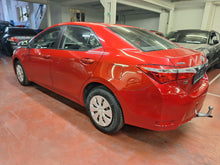 Afbeelding in Gallery-weergave laden, Toyota Corolla 1.3 Essence Manuelle 03 / 2014