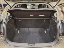 Afbeelding in Gallery-weergave laden, Toyota Yaris 1.5 Essence Manuelle 03 / 2021