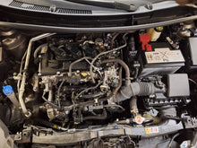 Afbeelding in Gallery-weergave laden, Toyota Yaris 1.5 Essence Manuelle 03 / 2021