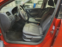 Charger l'image dans la galerie, Volkswagen Polo 1.4 Diesel Manuelle 04 / 2015