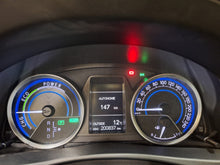 Charger l'image dans la galerie, Toyota Auris 1.8 Hybride Automatique 04 / 2014