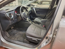 Charger l'image dans la galerie, Toyota Auris 1.8 Hybride Automatique 04 / 2014
