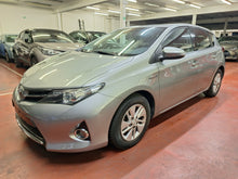 Charger l'image dans la galerie, Toyota Auris 1.8 Hybride Automatique 04 / 2014