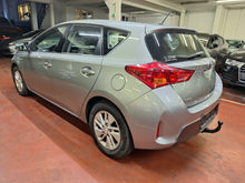 Charger l'image dans la galerie, Toyota Auris 1.8 Hybride Automatique 04 / 2014