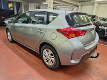 Charger l'image dans la galerie, Toyota Auris 1.8 Hybride Automatique 04 / 2014