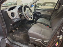 Charger l'image dans la galerie, Toyota Yaris 1.0 Essence Manuelle 01 / 2015