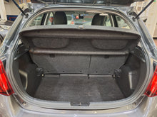 Charger l'image dans la galerie, Toyota Yaris 1.0 Essence Manuelle 01 / 2015
