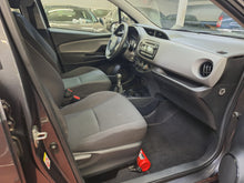 Charger l'image dans la galerie, Toyota Yaris 1.0 Essence Manuelle 01 / 2015