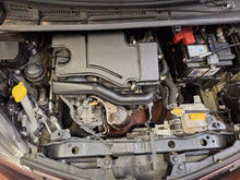 Charger l'image dans la galerie, Toyota Yaris 1.0 Essence Manuelle 01 / 2015