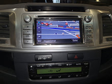 Afbeelding in Gallery-weergave laden, Toyota Hilux 3.0 Diesel Manuelle 01 / 2014