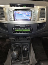 Afbeelding in Gallery-weergave laden, Toyota Hilux 3.0 Diesel Manuelle 01 / 2014